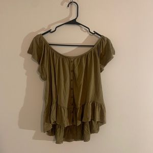 Off the shoulder flowy O’Neill shirt
